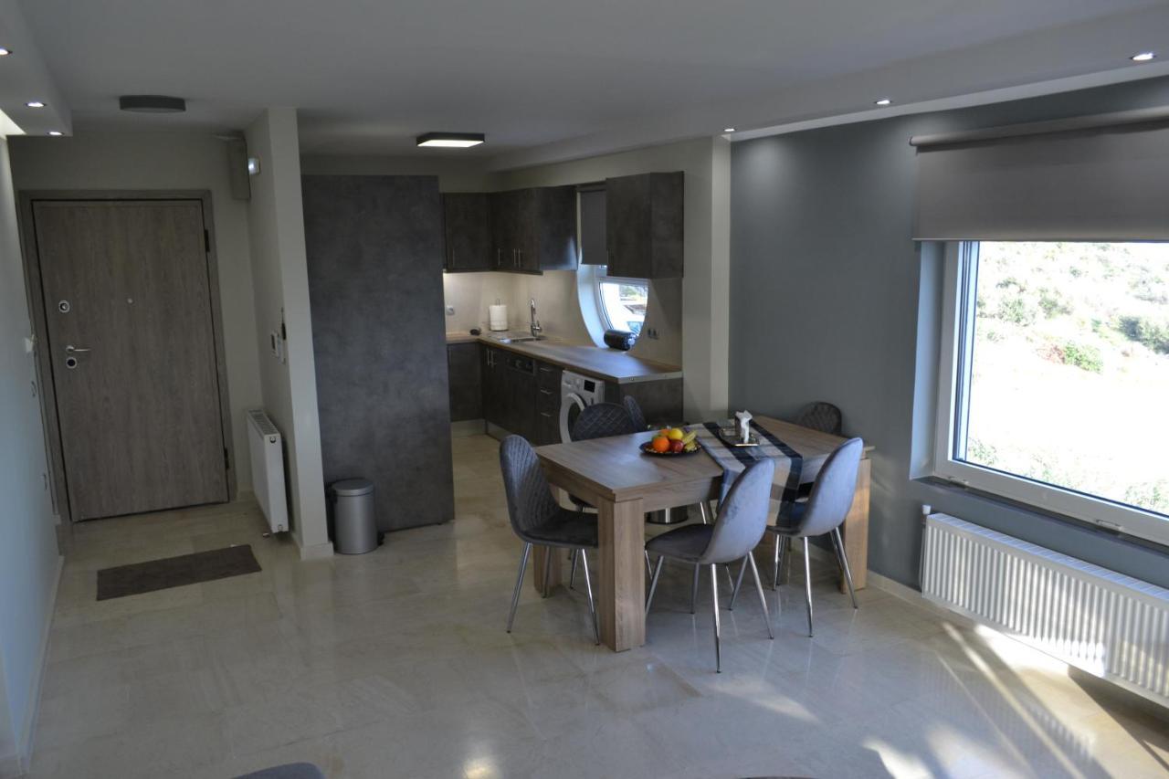 Stergiou Luxury Apartments With Shared Pool Anavyssos Extérieur photo